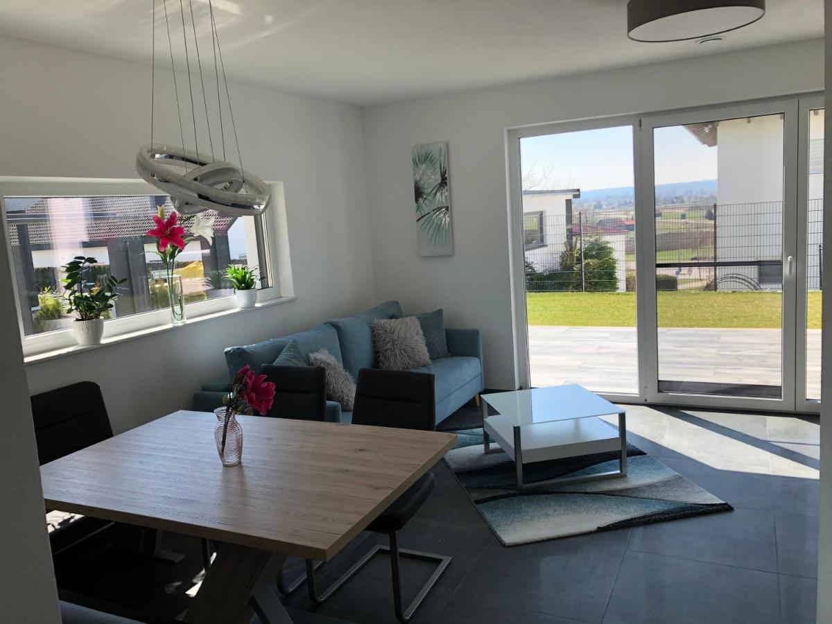 Moderne Ferienwohnung Mit Terrasse Und Garten Verwaltungsgemeinschaft Haldenwang Екстериор снимка