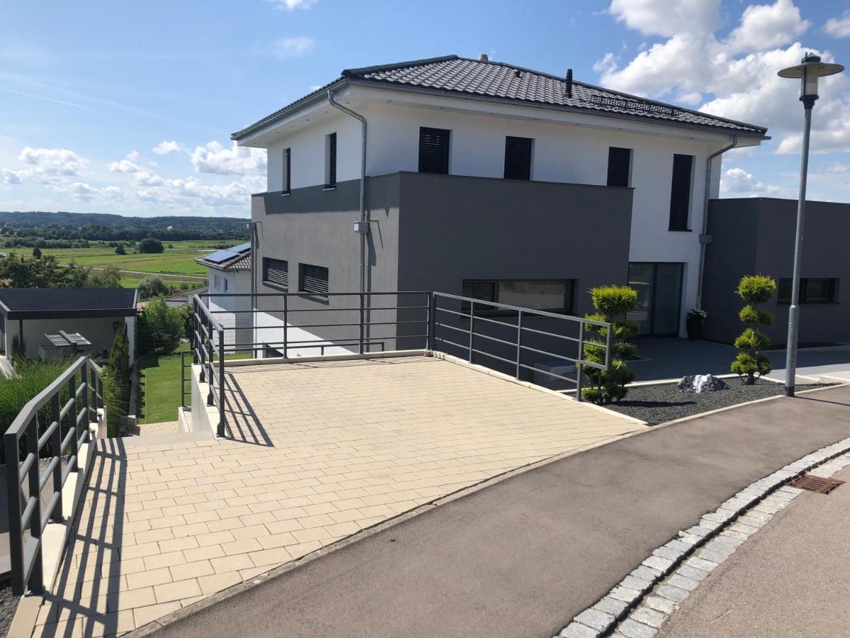 Moderne Ferienwohnung Mit Terrasse Und Garten Verwaltungsgemeinschaft Haldenwang Екстериор снимка