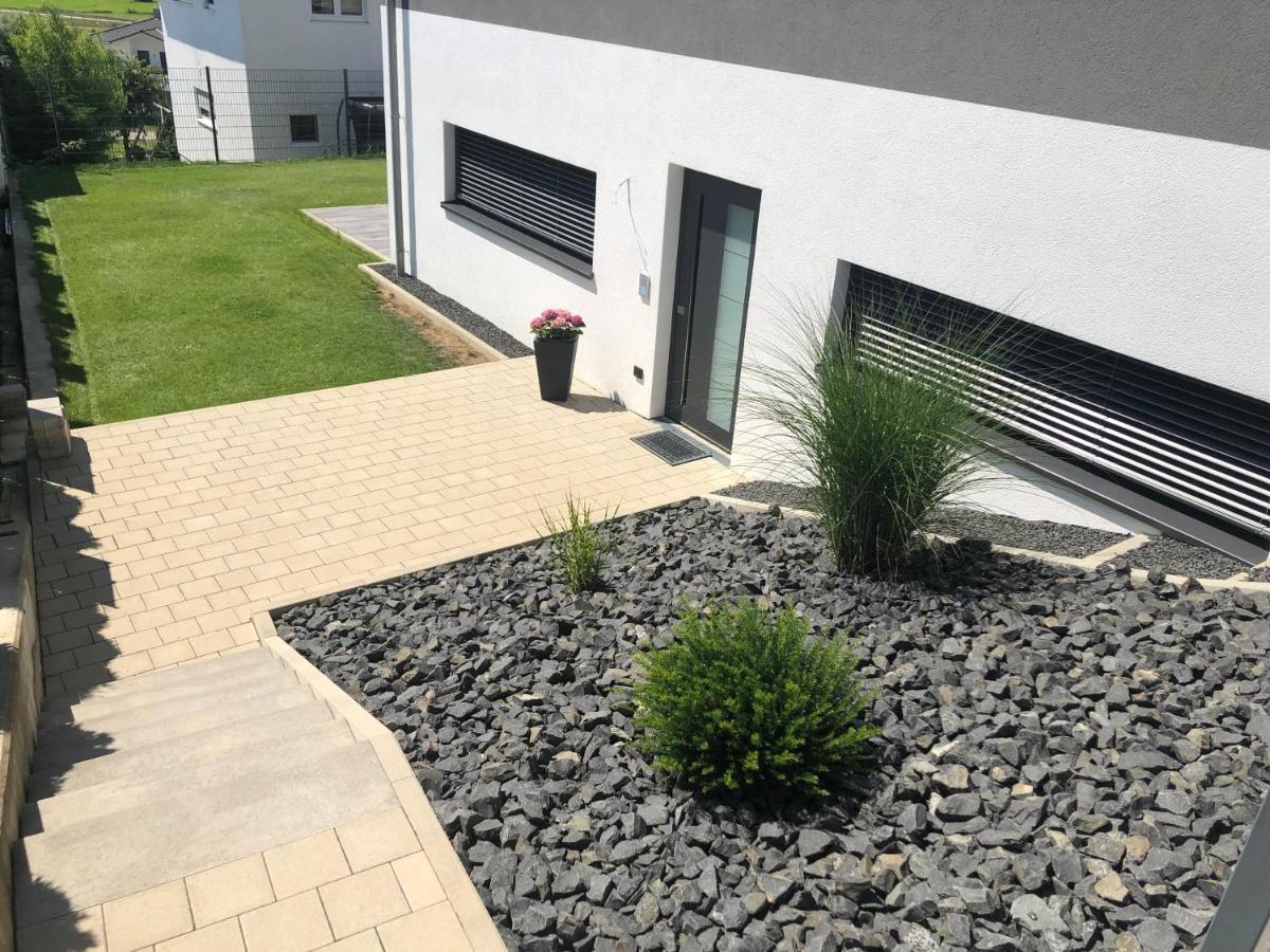Moderne Ferienwohnung Mit Terrasse Und Garten Verwaltungsgemeinschaft Haldenwang Екстериор снимка